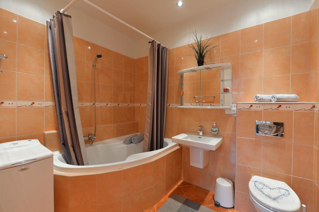 Appartement Exclusive On Zborovska *